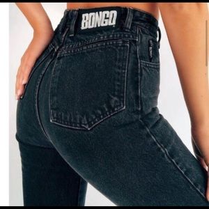 VINTAGE 90’s BLACK HIGH TISW STRAIGHT LEG BONGO “MOM JEANS” 🕷